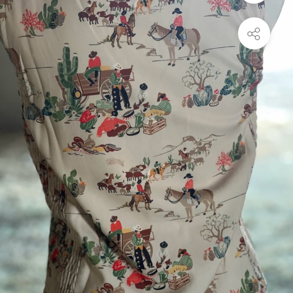 Oregon trail Scene pearl snap vest- Cream with Multi-Color - Picture 2 of 7